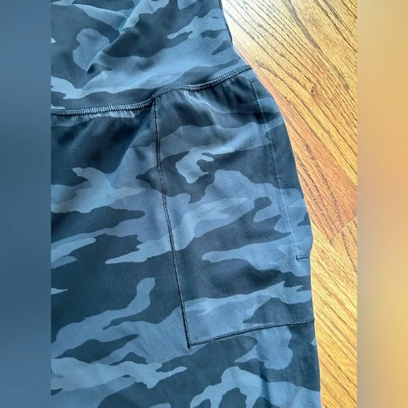 Athleta Salutation Camo Jogger - Picture 5 of 9